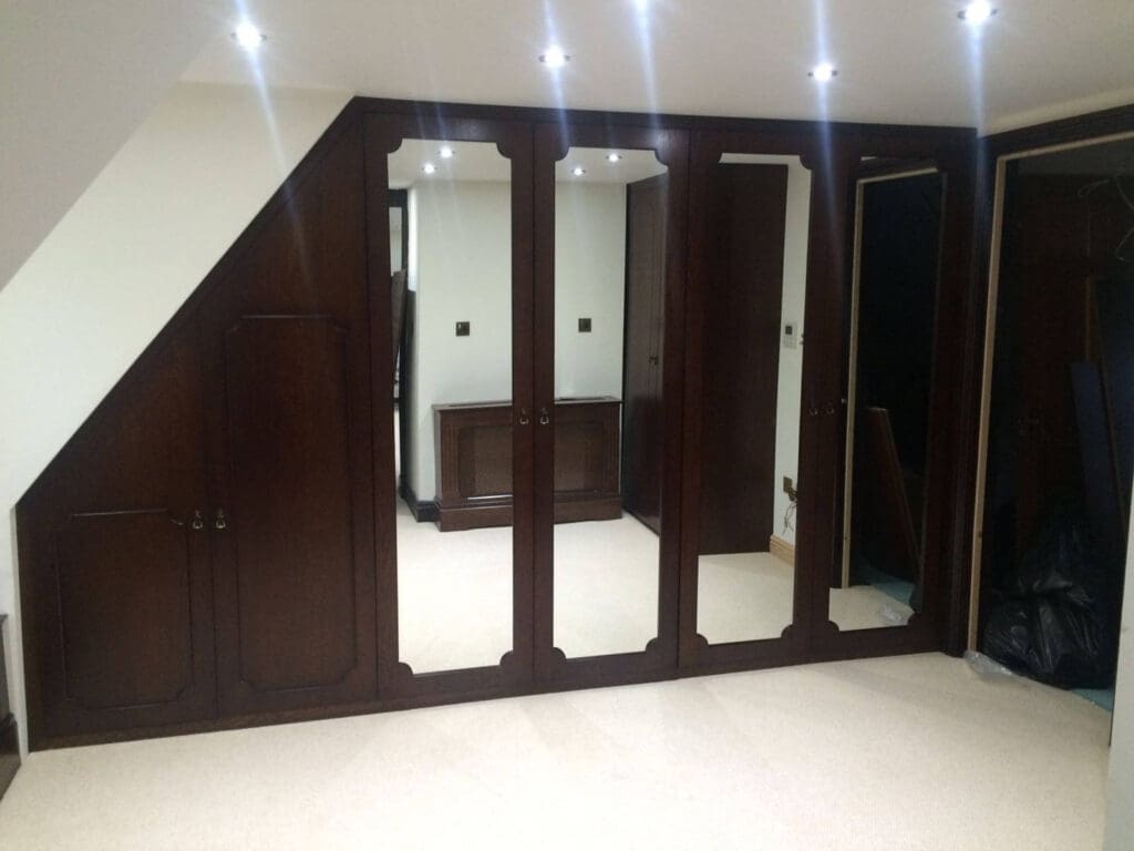 Bedroom Dressing Room Wardrobes with Mirrored Doors and Storage