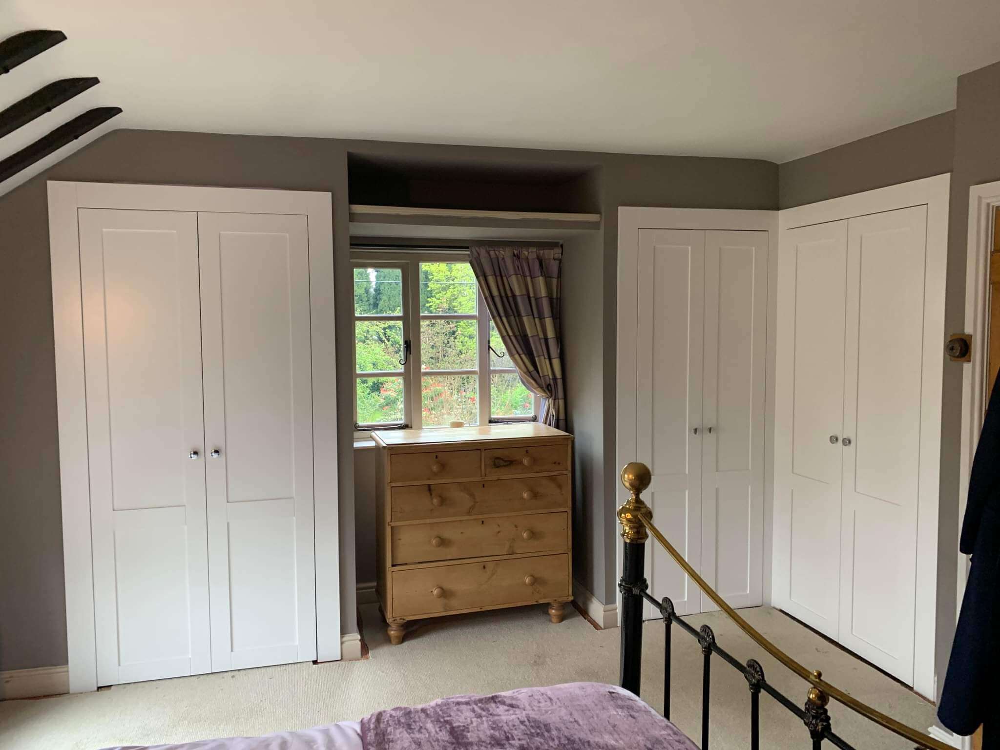 Bedroom Fitted Wardrobes in Shaker Style